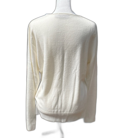 Croft and Barrow woman’s size large v-neck pullover soft sweater light weight. - Picture 2 of 11